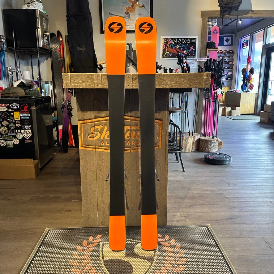 2025 BLIZZARD BLACK PEARL 88 (146cm) + MARKER SQUIRE TCX DEMO BINDINGS - USED - Image 2