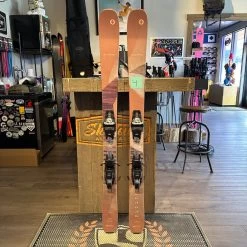 2025 BLIZZARD BLACK PEARL 94 (152cm) #4 + MARKER SQUIRE TCX DEMO BINDINGS - USED