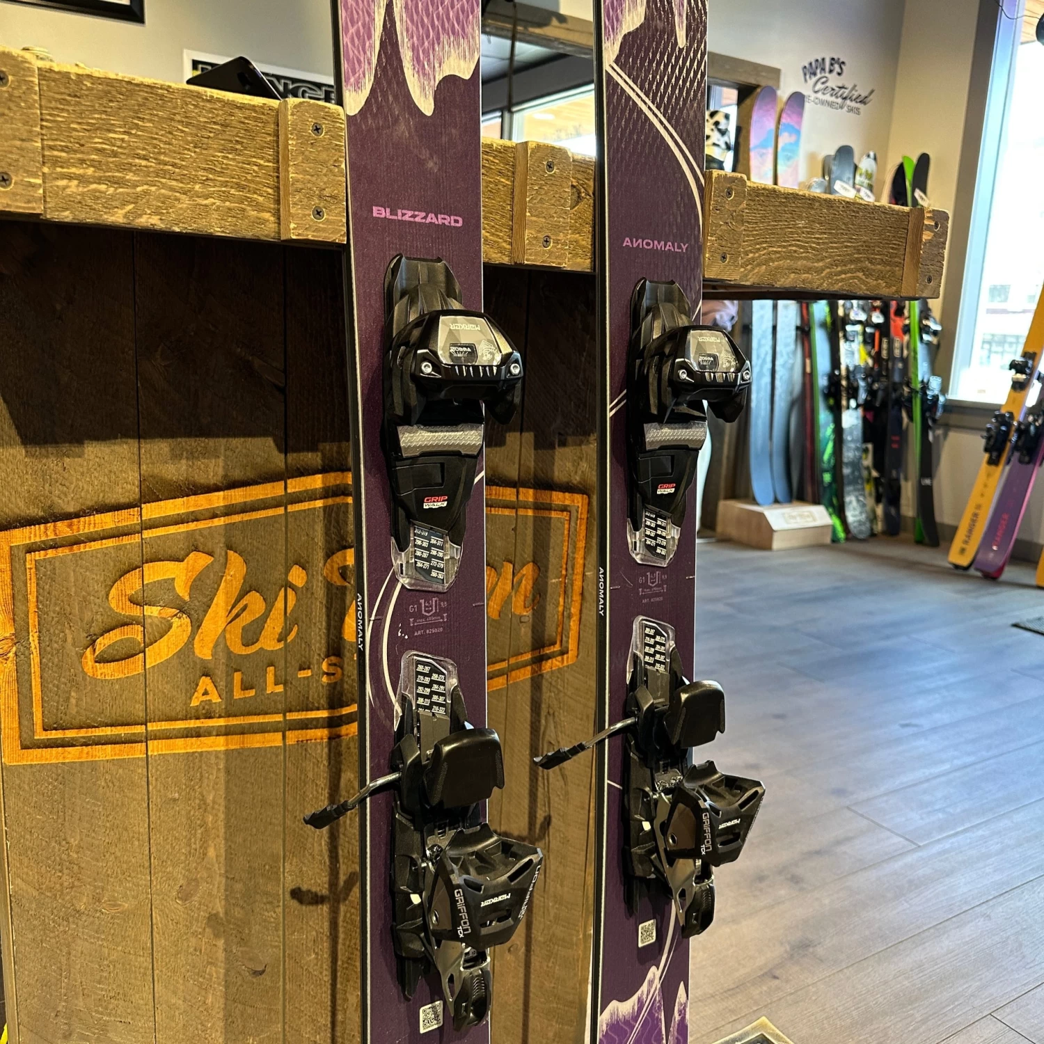 Fischer 2025 BLIZZARD ANOMALY 102 (176cm) #2 +MARKER GRIFFON TCX 13 DEMO BINDINGS *NEW* - Image 3