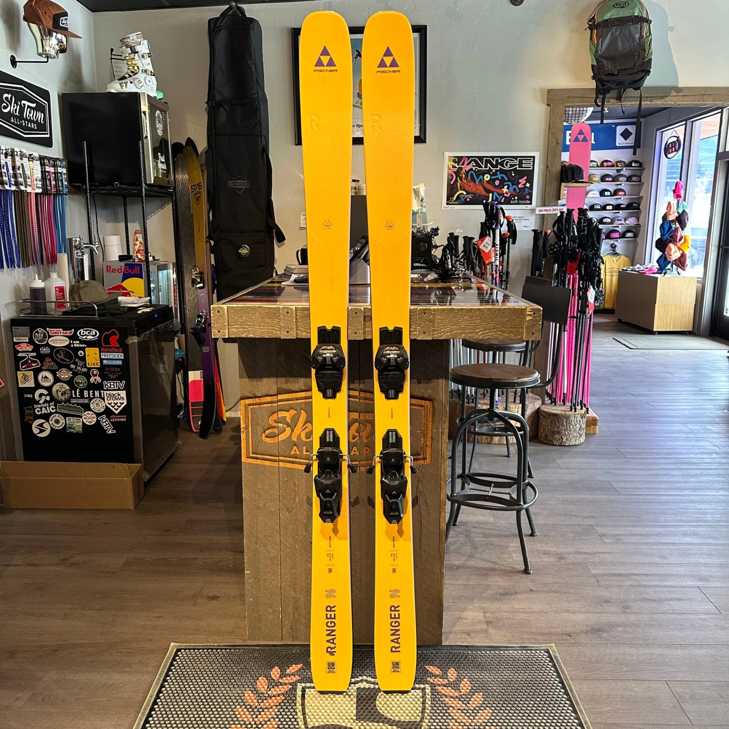 2025 FISCHER RANGER 96 (MANGO - 180cm) + ATTACK 13 DEMO BINDINGS - USED